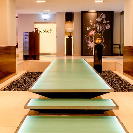 Excelsior Hotel Ernst Am Dom โคโลญ ภายนอก รูปภาพ The lobby of the hotel