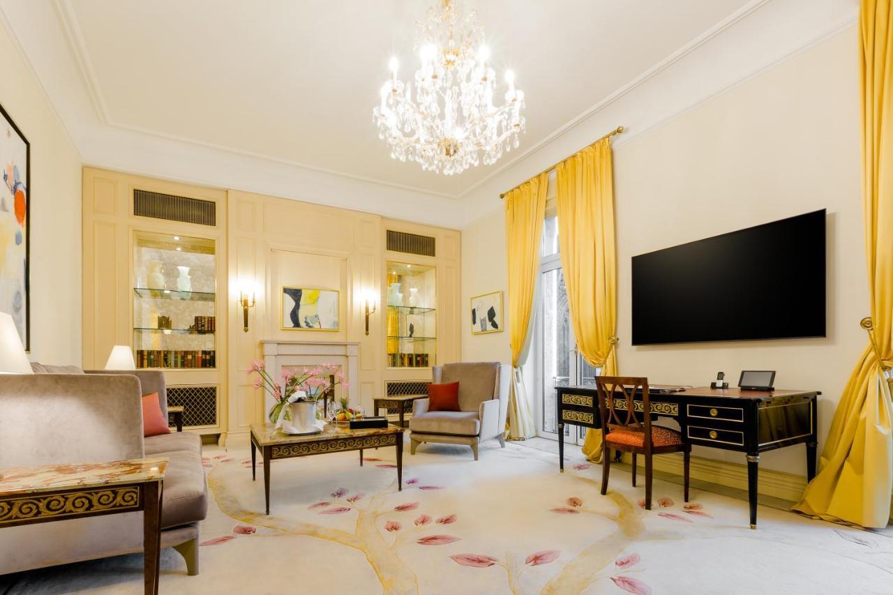 Excelsior Hotel Ernst Am Dom โคโลญ ภายนอก รูปภาพ The Yellow Room